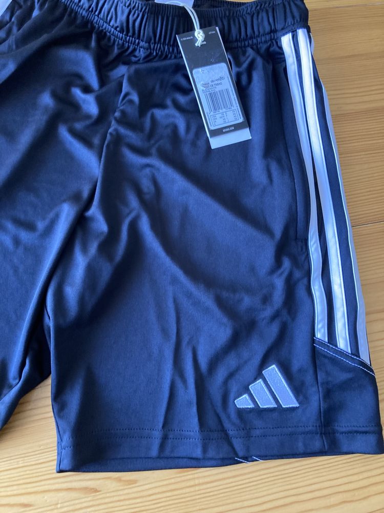 Мъжки оригинални къси панталони Adidas