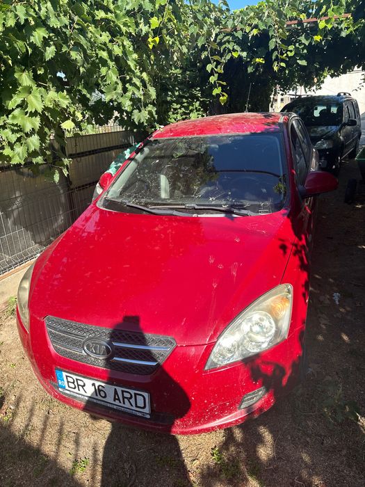 Vând Kia ceed 2008