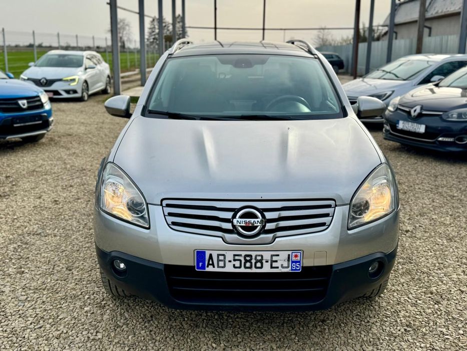 Vând Nissan Qashqai 4500 euro negociabil