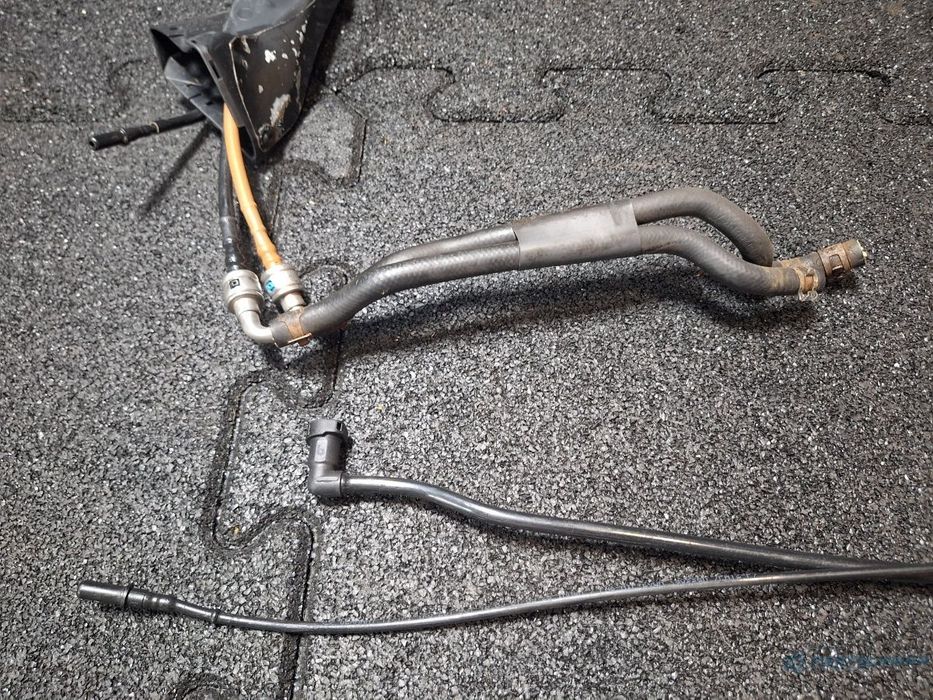 Conducte motorina VOLKSWAGEN TOURAN (1T1, 1T2) [ 2003 - 2010 ] TDI (BMN) 125KW|170HP OEM 1K0201353A , 1K0201901