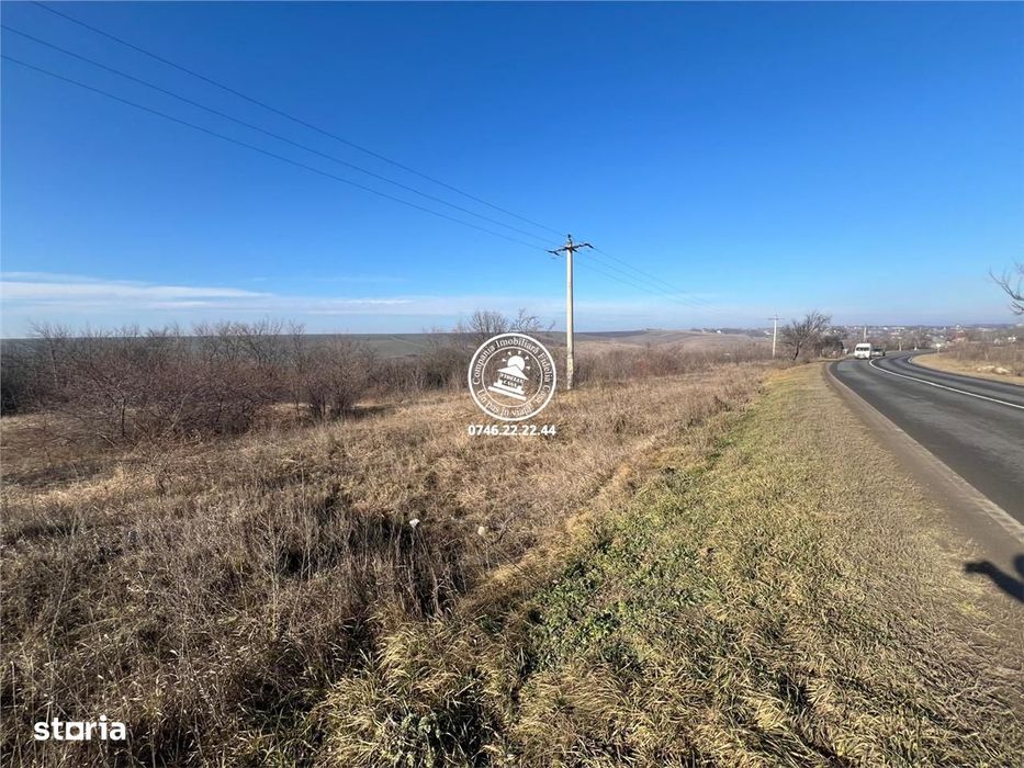 Teren  Popricani 1000 mp  extravilan la strda principala