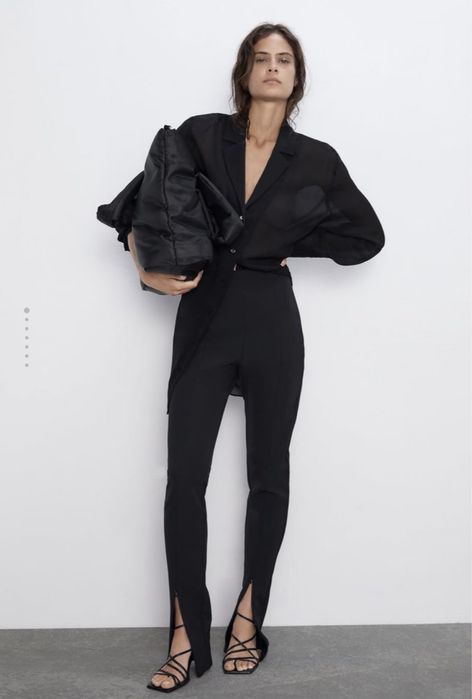 Черен клин Zara.