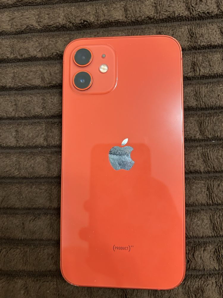 Продаю Iphone 12