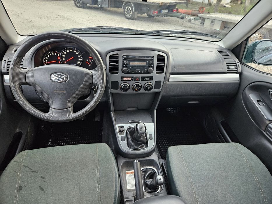 Suzuki grand vitara 2.0 benzină