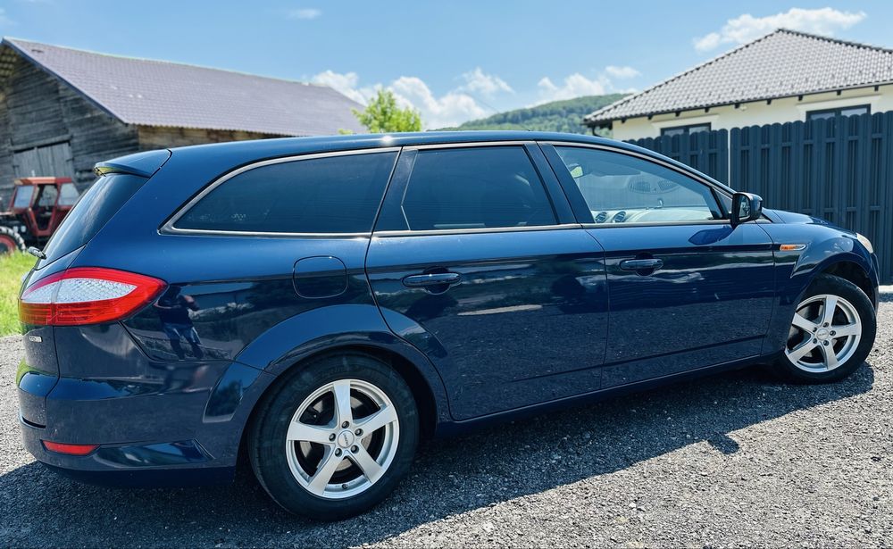 Schimb cu Logan sau vand Ford Mondeo.
