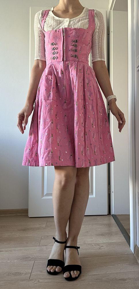 Оригинална традиционна баварска носия Dirndl
