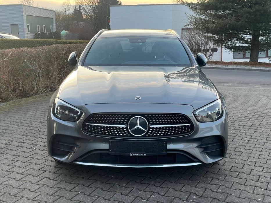 Mercedes benz E class 300 de  pret redus  cu 3000 €