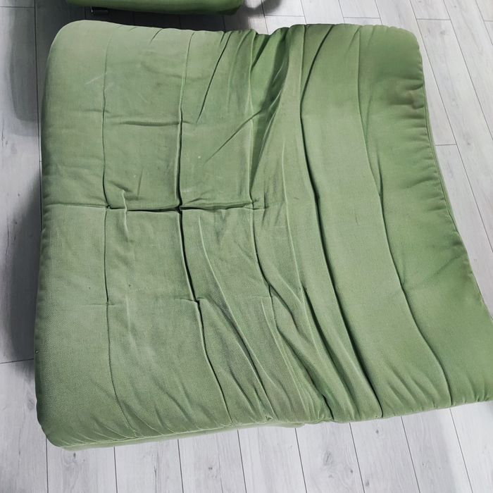 Продам 2 дивана.