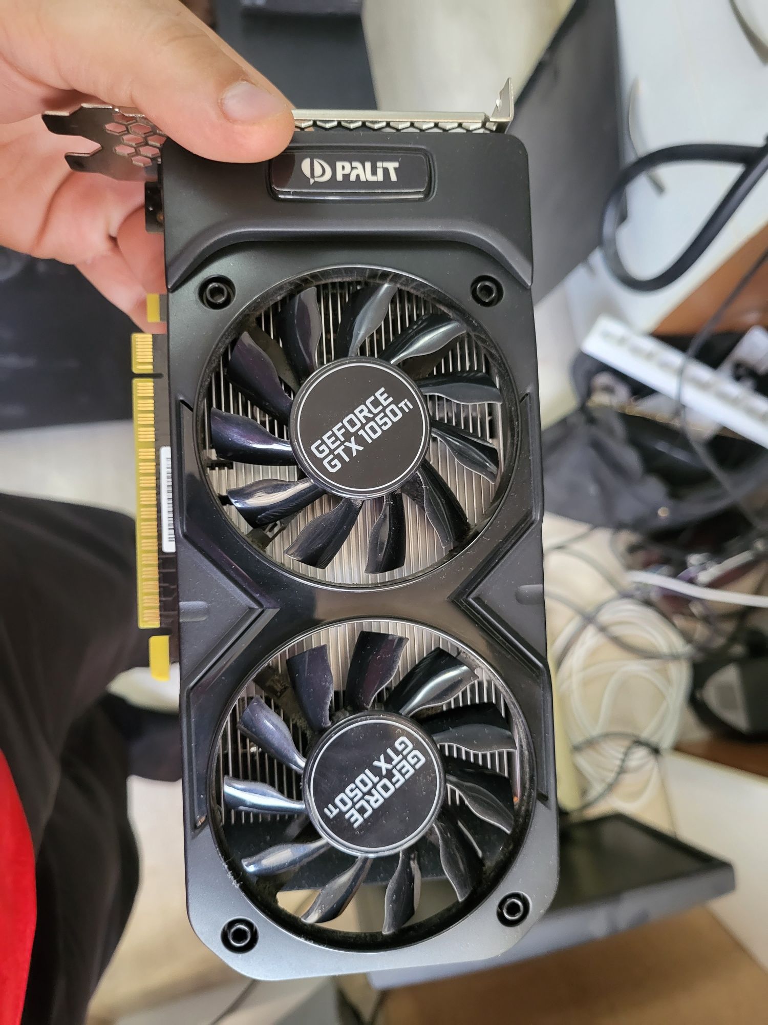 Gtx 1050 ti 4gb идеал состояние. 40.000