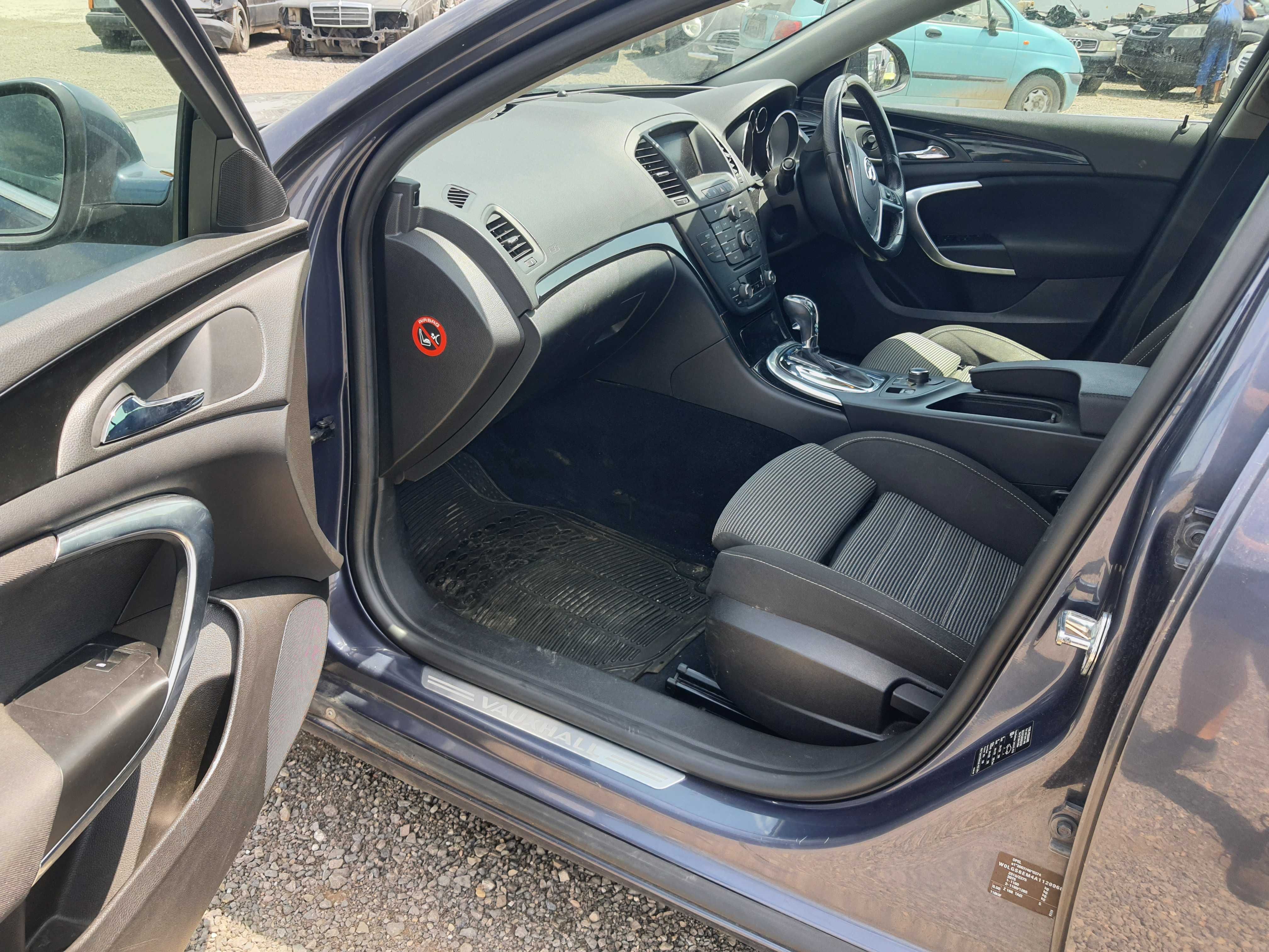 На части!  Opel Insignia 2.0 CDTI