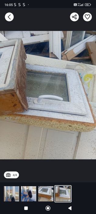 Geamurile  se află într-o stare foarte buna