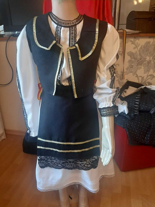 Costum popular copii