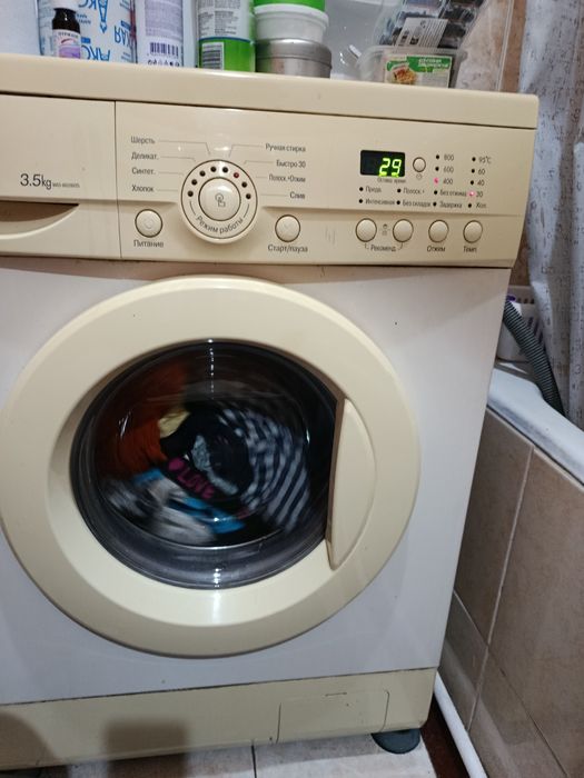 Продам узкую стиральную машинку