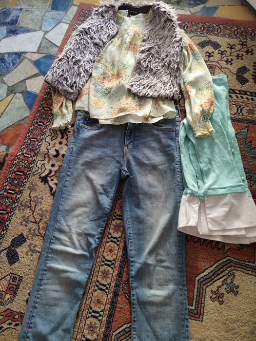 Лот от дамски дрехи