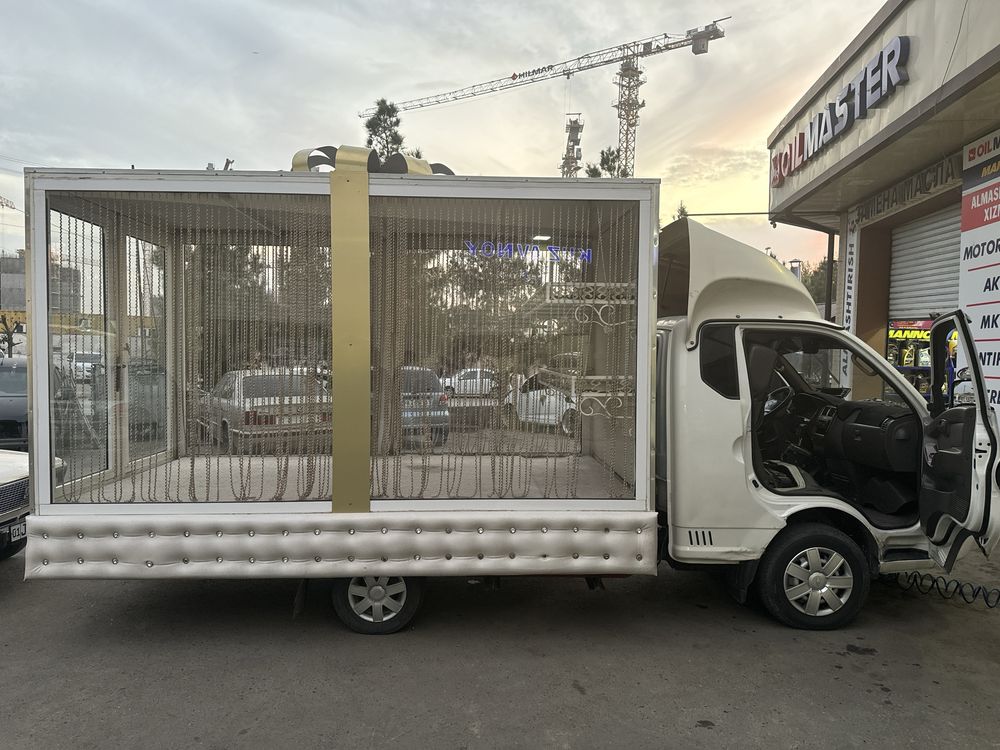 Той маросим Мошина ва сарпо кутилар