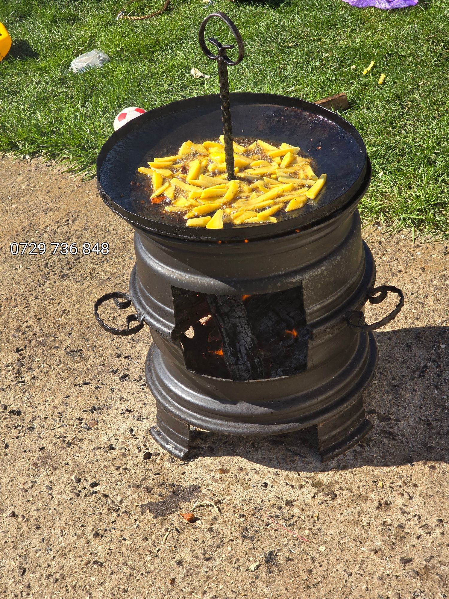Sobă  model pirostrie ptr disc ceaun gratar grill
