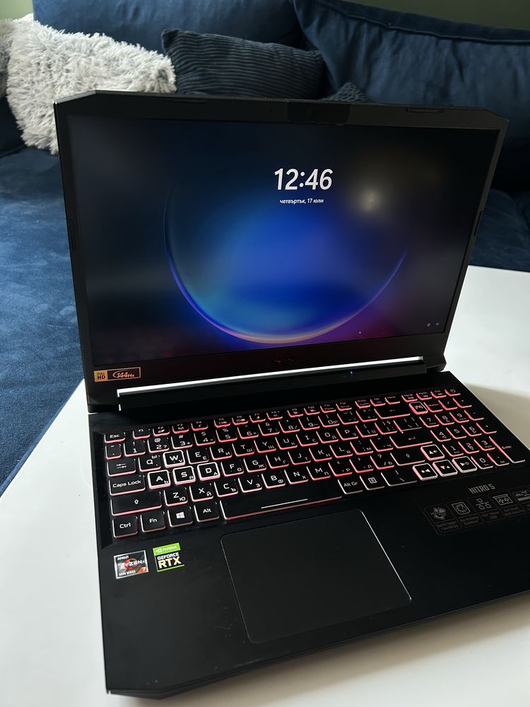 Лаптоп Acer Nitro 5 - 1TB, 16GB RAM, AMD Ryzen 7 5800H 3.20 GHz