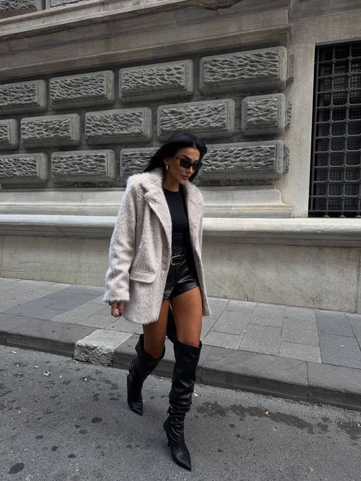 Сако тип палтенце налично в размер S/M/L