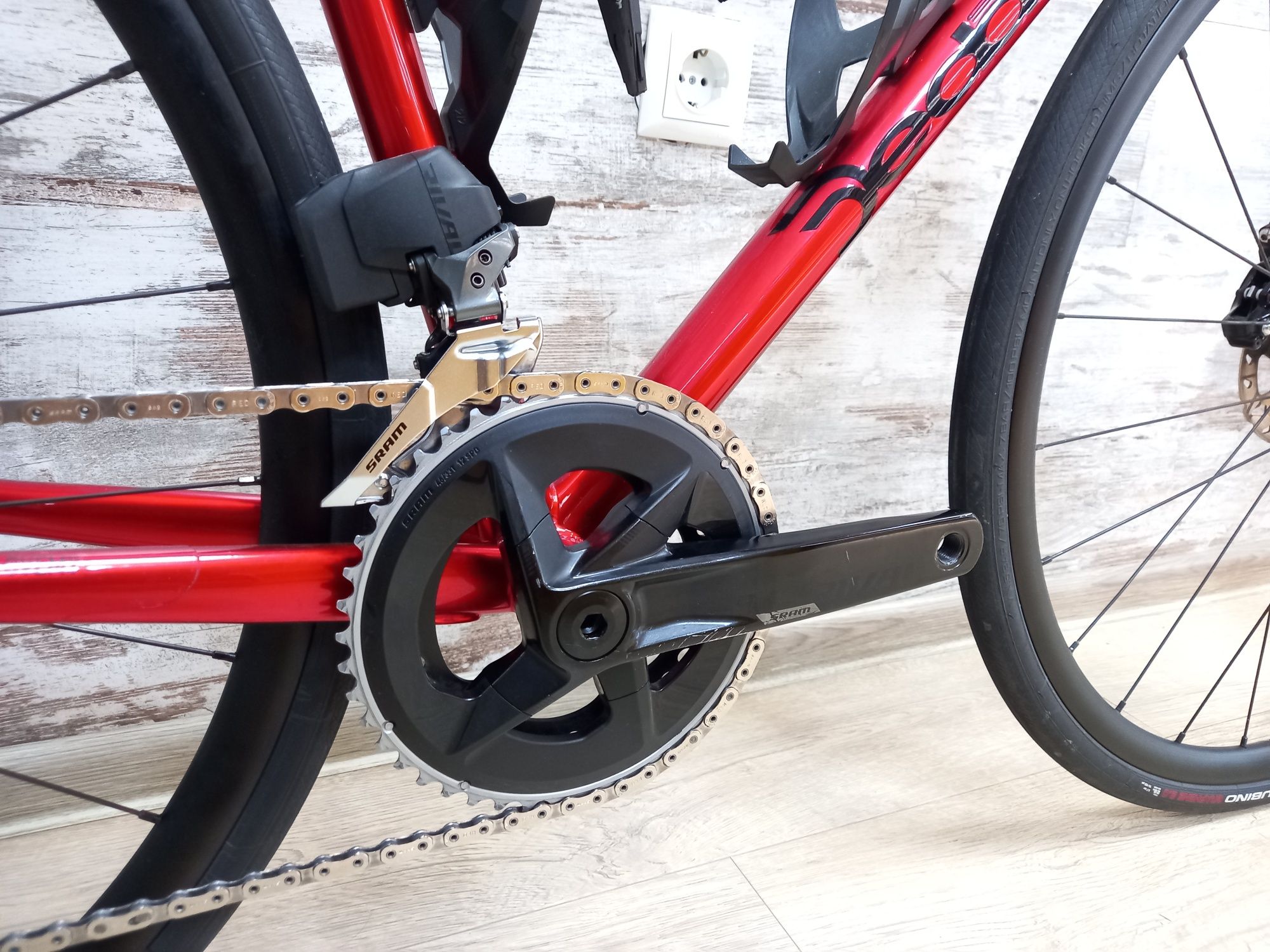 Шосеен велосипед Dedacciai Strada SRAM AXS DISC