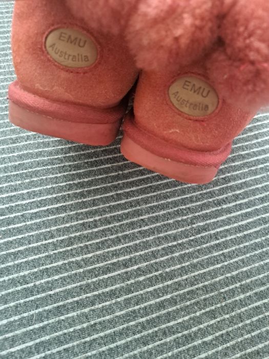 Ugg uri emu australia