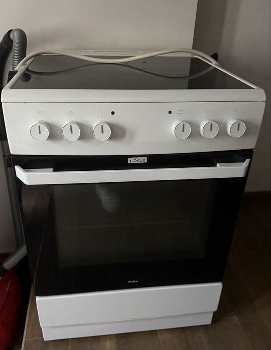 Готварска печка AMICA 6018CE2.20EW