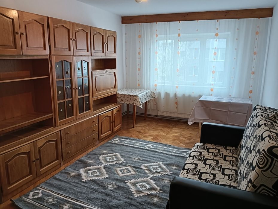 Închiriez apartament 2 camere decomandat in Stefan cel Mare 26o euro