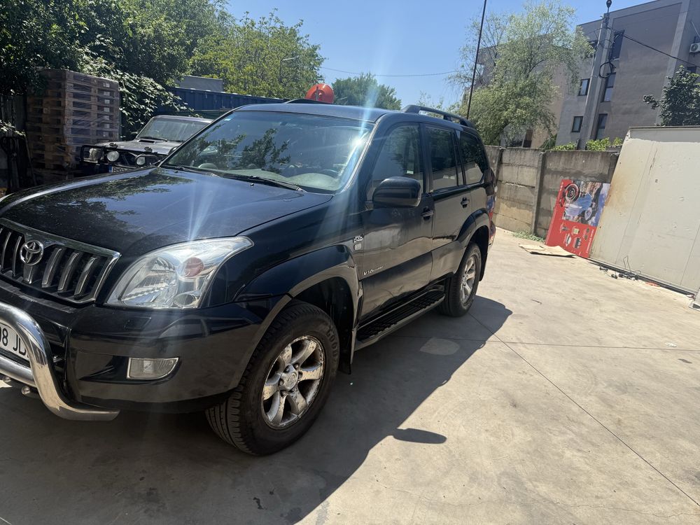 Toyota land cruiser