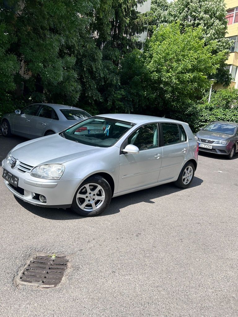 Volkswagen GOLF V