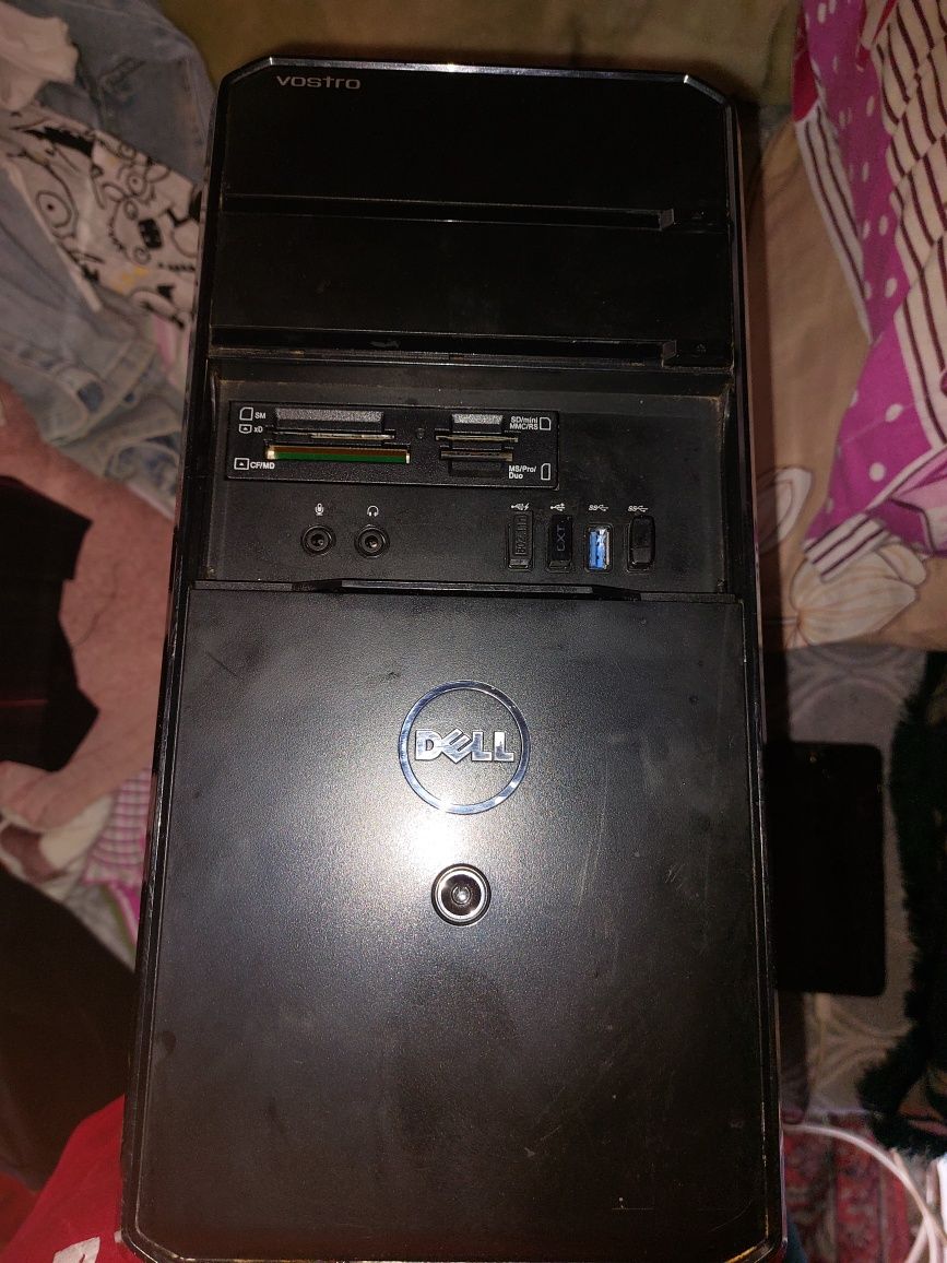 Vând Pc DELL 1tb 16gr