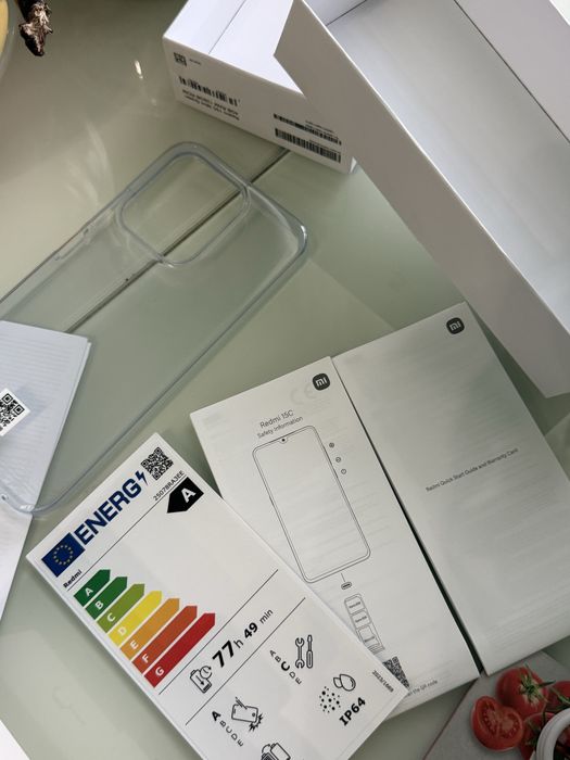 Чисто нов гаранция 2г REDMI 15C  128GB