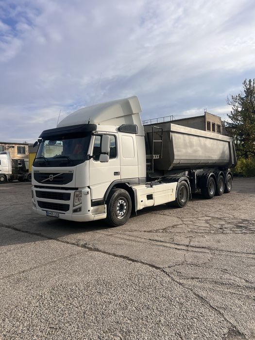 Ansamblu basculabil Volvo FM EEV si semiremorca Schmitz SKI-24
