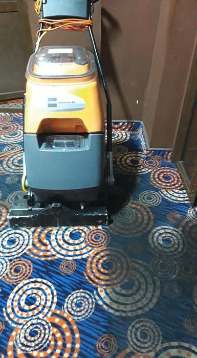 Curatare spalare canapele _ mocheta _ tapiterii