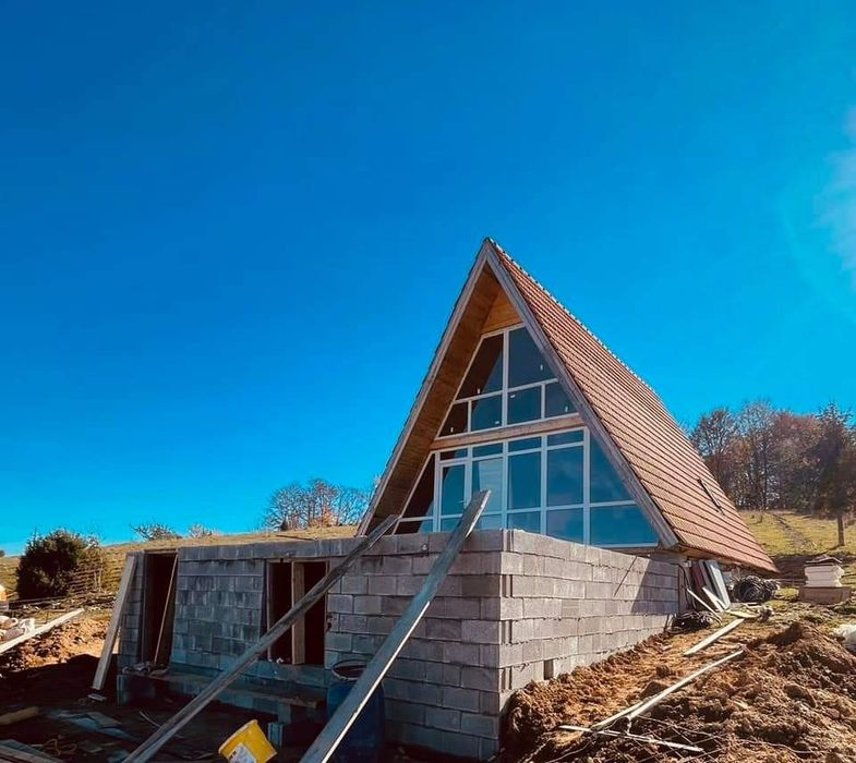 Construim cabane A-Frame