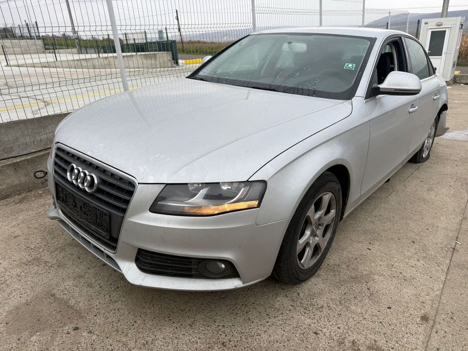 Dezmembrez / Dezmembrari / Piese / Accesorii Audi a4 b8 2009 1.8 tsi CDHB berlina gri