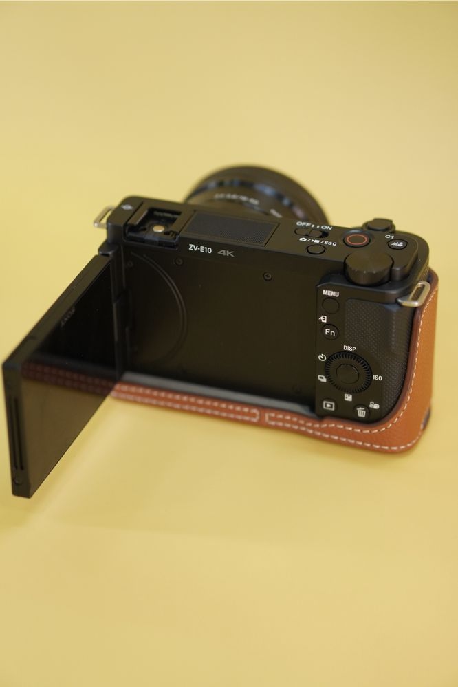 Sony ZV-E10 16-50mm ( пробег 20шт )