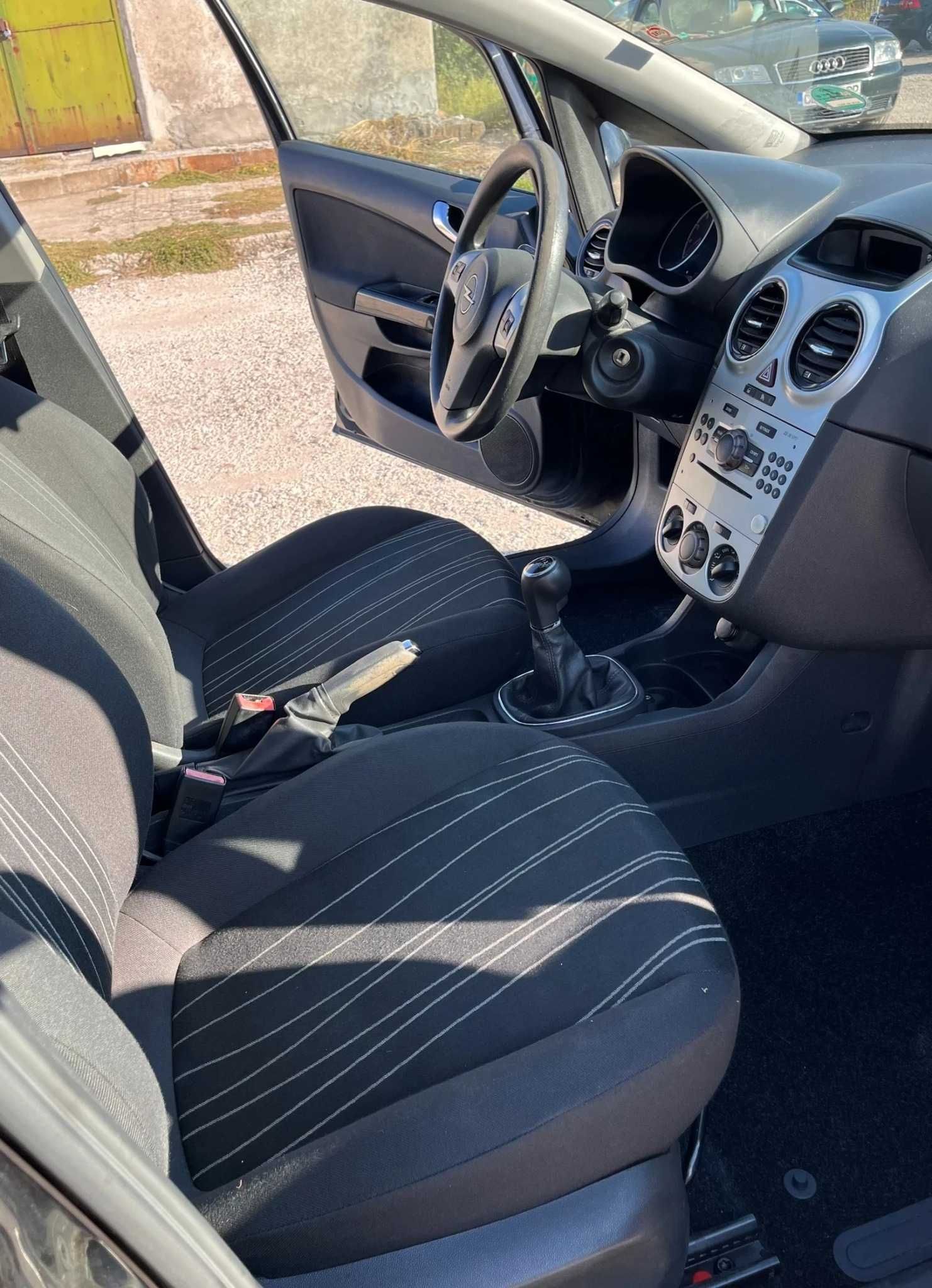 Продавам Opel Corsa 2009г