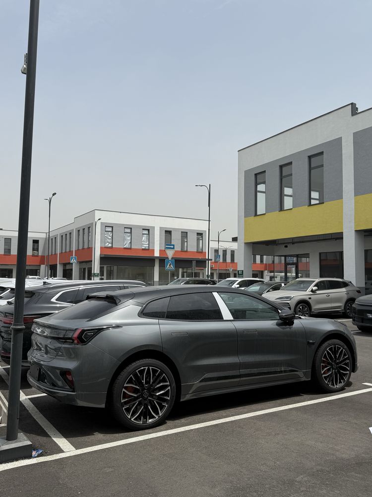 Zeekr 001 You Z Sport Restyling