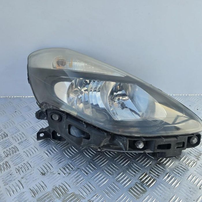 Far dreapta halogen Renault Clio 3 facelift
