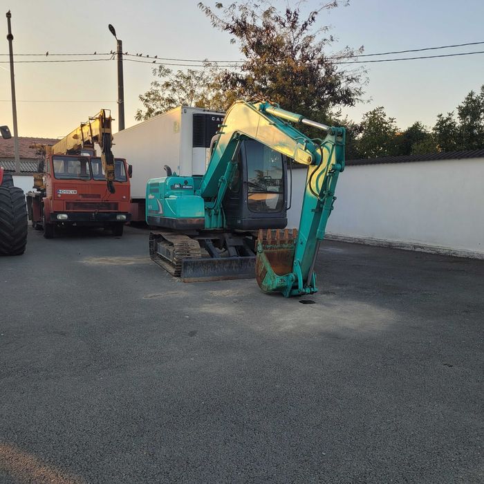 Excavator Kobelco