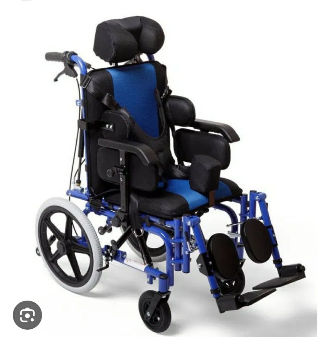 Продам детскую инвалидной коляску.