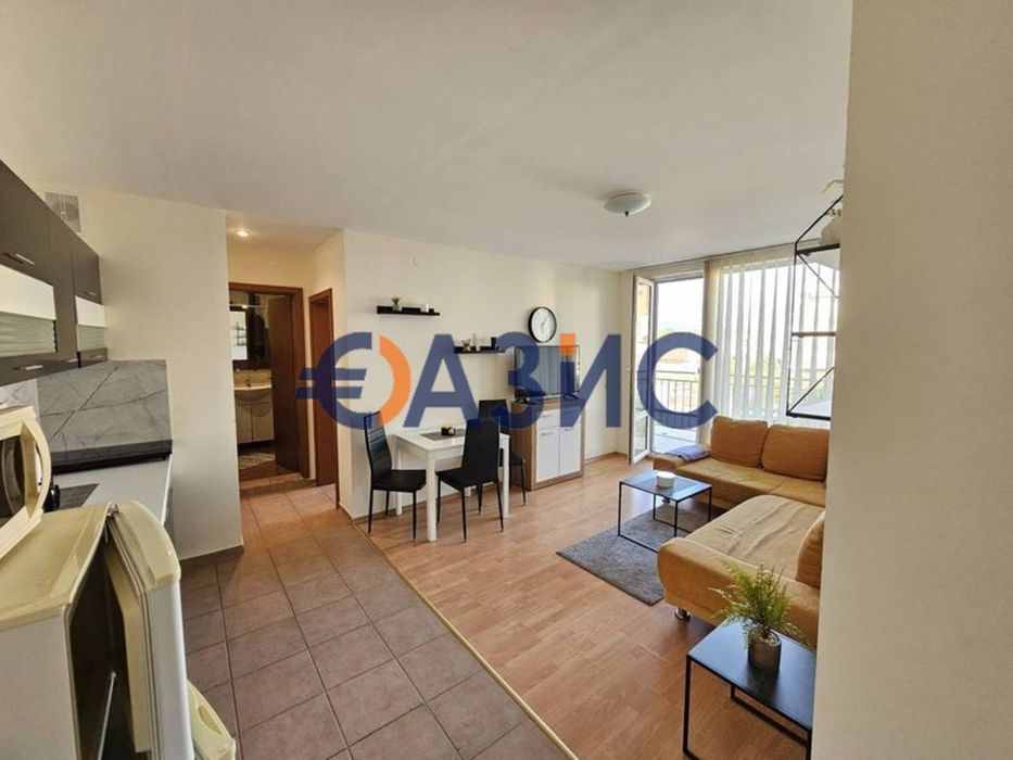 Продава се Двустаен апартамент в к.к. Слънчев бряг - 56 кв.м за 1322 €/кв.м - Снимка #11