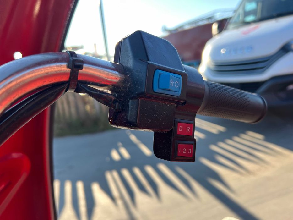 Triciclu electric Tuk Tuk Thor Buggy cu cabina Agramix nou