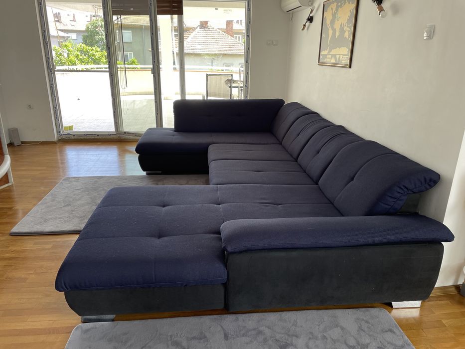 Диван с пе-обрзнаа форма