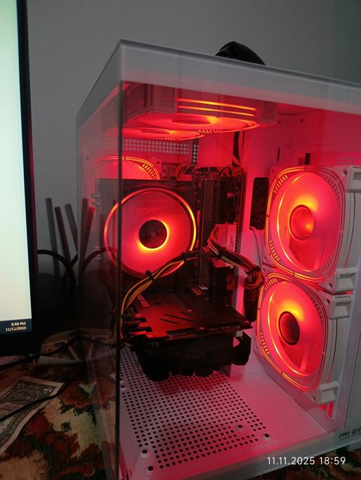 Vând calculator gaming