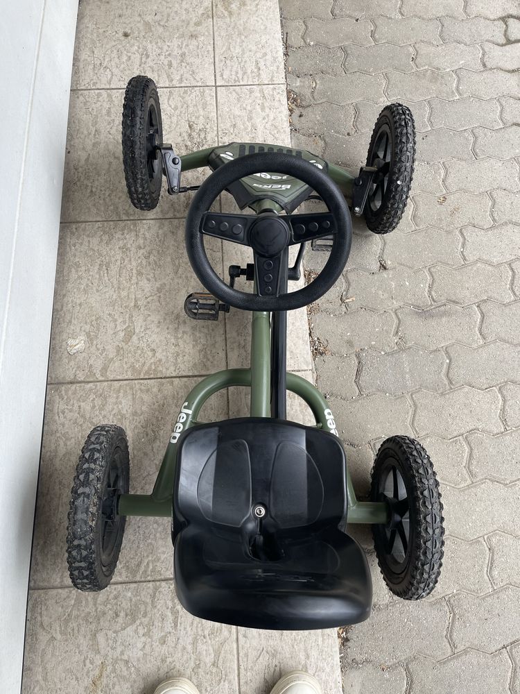 Детска кола с педали Berg Jeep Junior