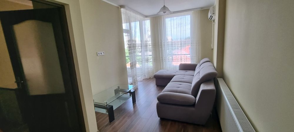 Ofer spre închiriere apartament 2 camere