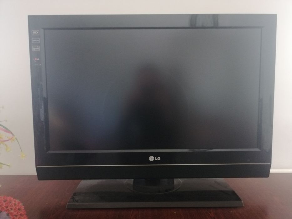 Продаётся телевизор LG