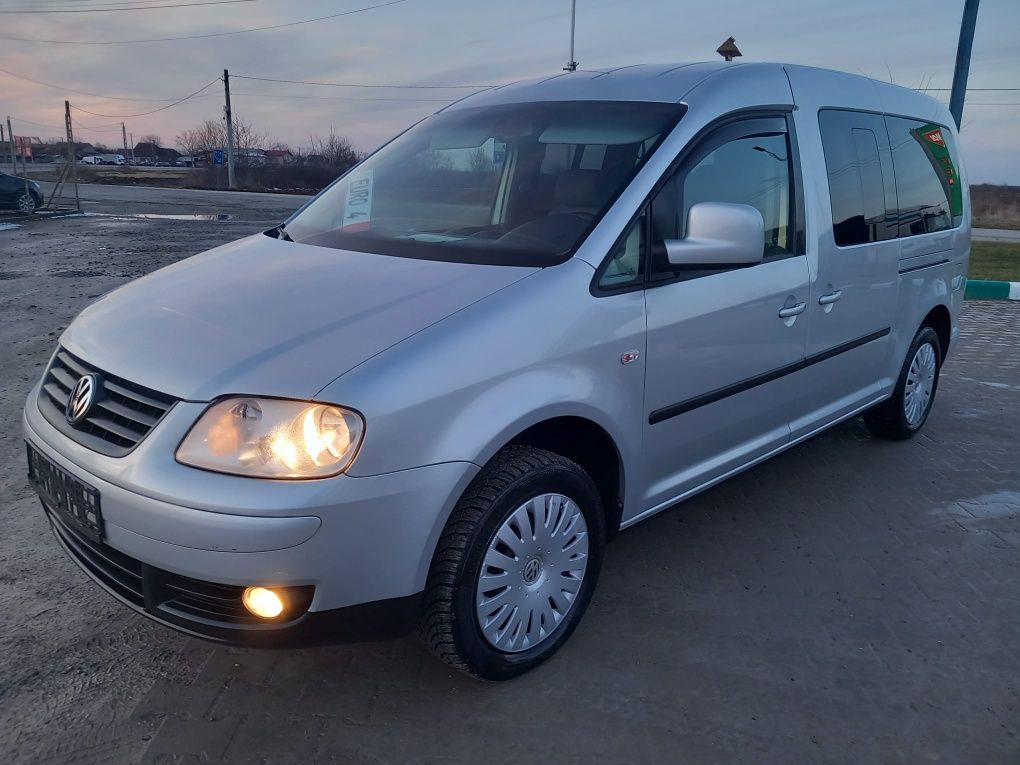 Wv Caddy Maxi Life 7 Locuri 1.9 Tdi 105cp DSG an 2008.07 Euro4