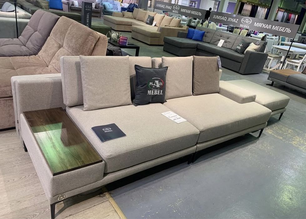 Диван R-MONDRIAN, раскладной, с пуфиком (покупали в ТД «Тулпар»)