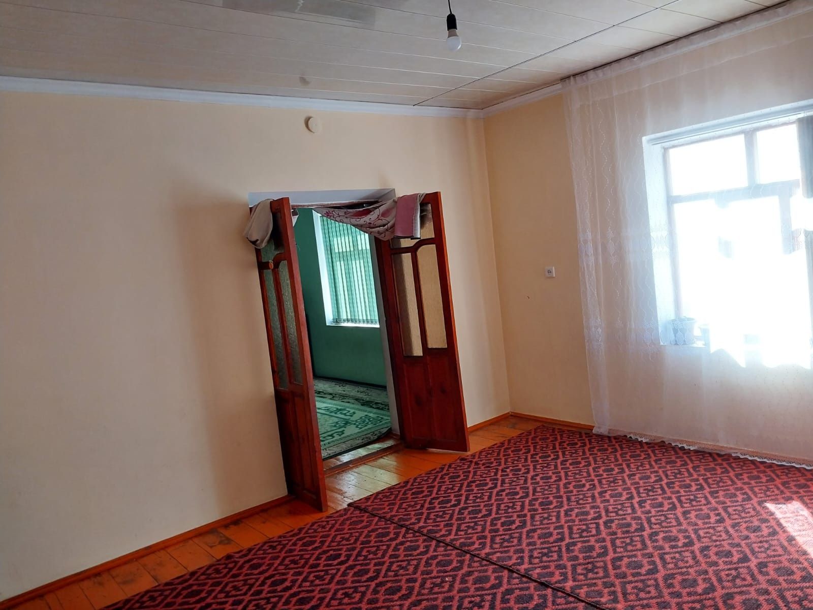Жаксы жерде орналаскан